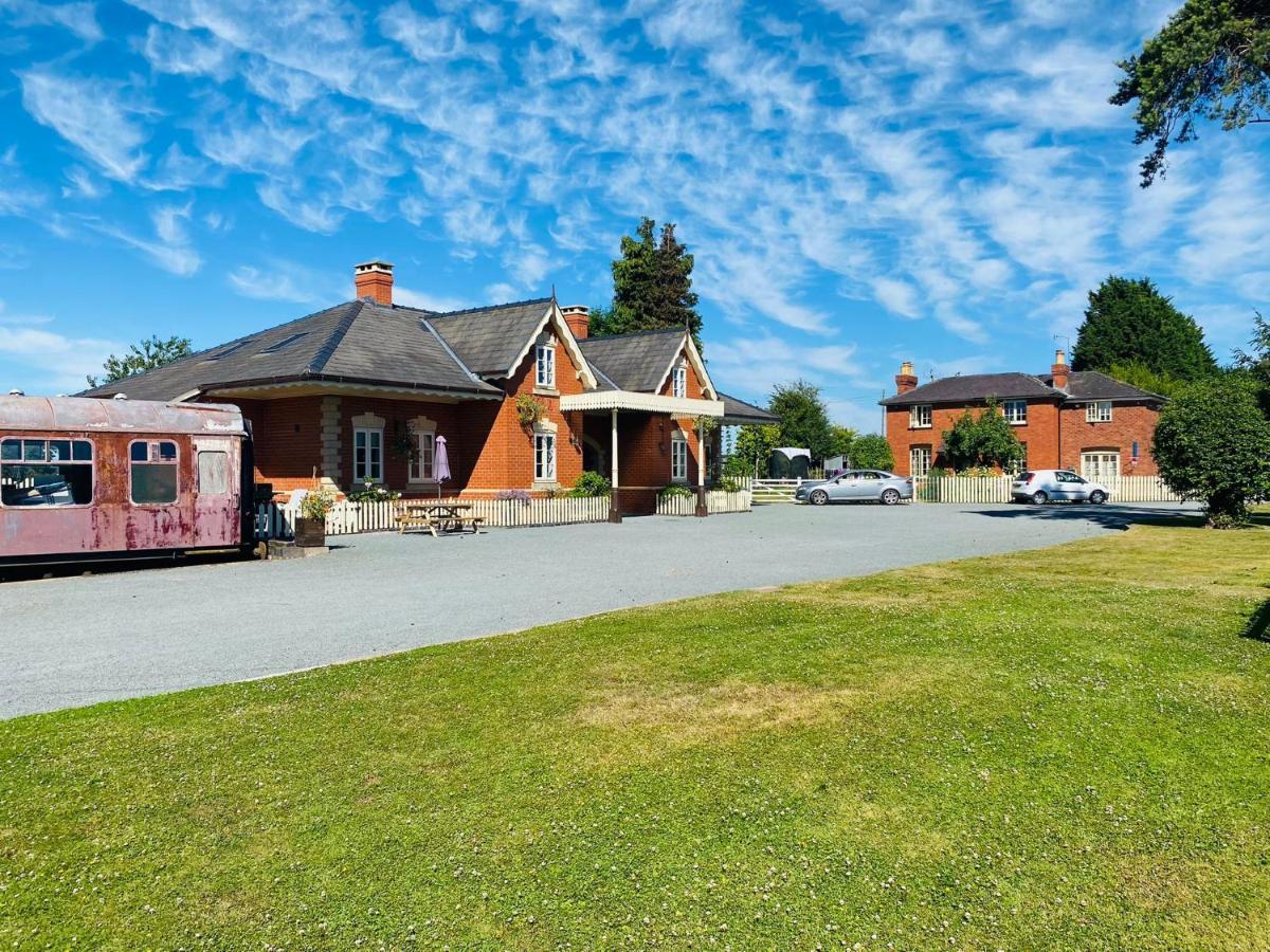 The Booking Office, Stoke Edith Station Герефорд Екстер'єр фото